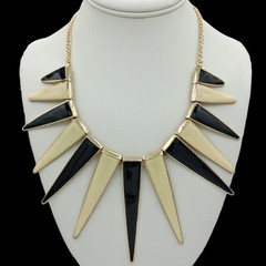 Black Ivory Enamel Spike Statement Necklace Gold Tone Geometric 18 Inch