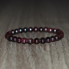 Handmade Natural Garnet Elastic Stretch Bracelet – 5mm Crystal Gemstone Bead