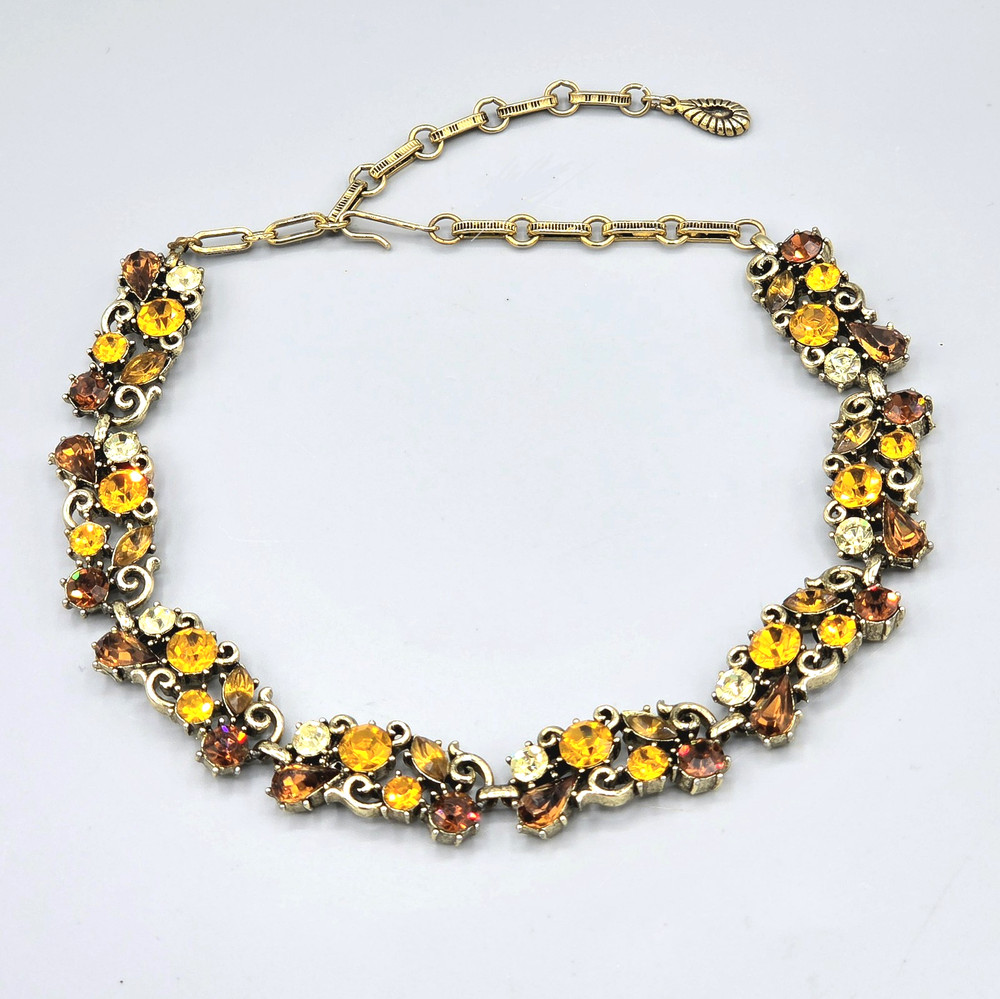 Vintage Lisner Signed Topaz Amber Jonquil Rhinestone Gold Tone Necklace 16″