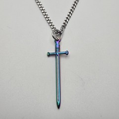 MULTI COLOR SMALL SWORD CHARM / 18″-24″ STAINLESS STEEL CURB CHAIN NECKLACE