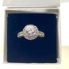 Lia Sophia Round Crystal CZ Halo Setting Ring Silver Tone Pave Size 8 Very Good