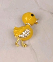 Yellow Duck Brooch With Clear Rhinestones 3.5×1.5cm BNWOT