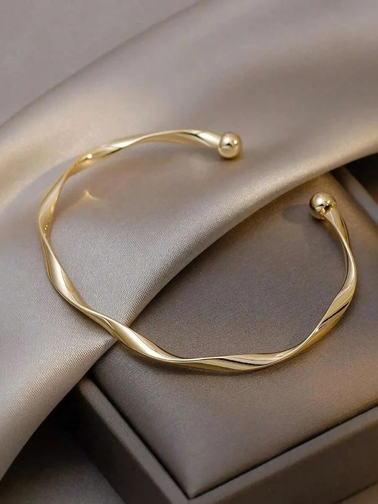 Women’s Adjustable Curved Metal Bracelet Minimalist Woven Bangle