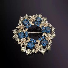 Flower Crystal Brooches For Women Rhinestone Fashion Elegant Brooch Pin