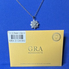 1.0CT GRA Certified Moissanite Flower Cluster Pendant Necklace Cable Chain