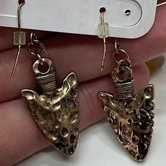 White Light Arrowhead Dangle Earrings Burnished Gold Tone Hammered Boho