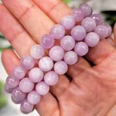 Handmade Natural Kunzite Elastic Stretch Bracelet – 8mm Round Gemstone Bead