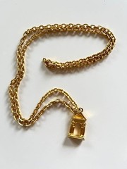 KARL Lagerfeld Gold Tone Arch Pendant Link Chain Necklace Used