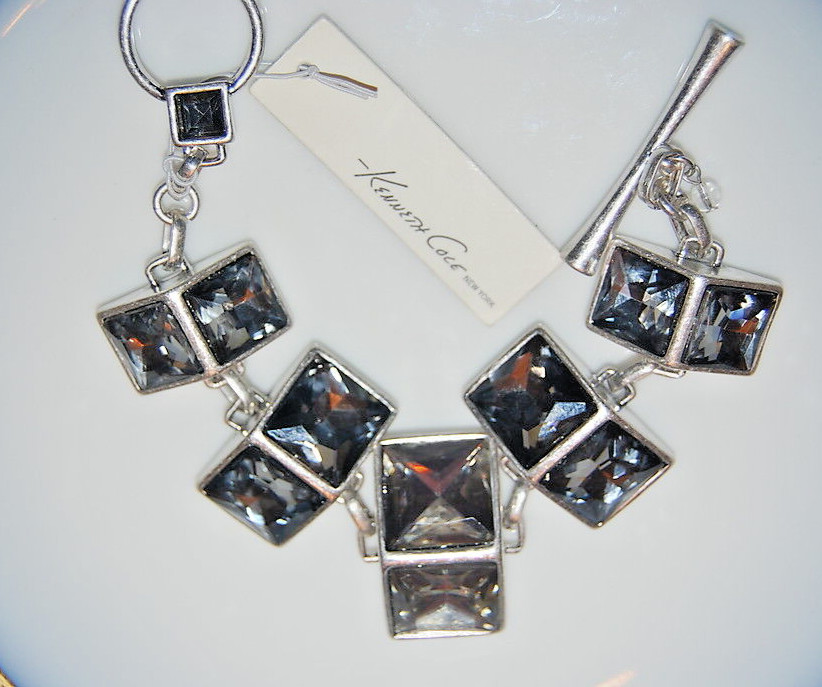 ELEGANT KENNETH COLE COUTURE GREY CRYSTALS ON SILVERED METAL STATEMENT BRACELET