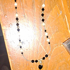 Black & White Glass Beaded Necklace Heart Charm Pendant Magnetic Clasp Closure