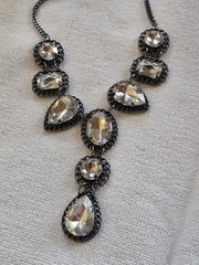 Aldo Statement Necklace ~ Retro Classic Black Metal w Large Arcrylic Rhinestone