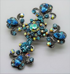 UNIQUE EXQUISITE CROSS SHAPE BLUE / CLEAR AB FASHION BROOCH /PIN/PENDANT YD13