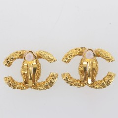 CHANEL CC Logos Used Lava Pattern Earrings Clip-On Gold 03A France Vintage #AH27