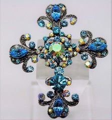 UNIQUE EXQUISITE CROSS SHAPE BLUE / CLEAR AB FASHION BROOCH /PIN/PENDANT YD13