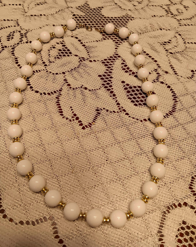 White Plastic Beaded Necklace w/ Gold-Tone Spacer Beads – Hook Clasp, No Stone