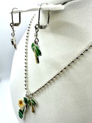 🌴 Cookie Lee Beach Flip Flop Palm Tree Necklace & Dangle Earrings Set