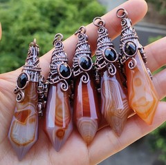 5pcs Red Onyx Agate Gems Hexagon Point Pendant Energy Reiki Chakra Amulet