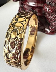 COACH Signature C Hinged Bangle Bracelet Gold Tone Size 59.7 mm