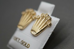 10K Solid Yellow Gold Beautiful 0.5″ Princess Queen King Crown CZ Stud Earrings.