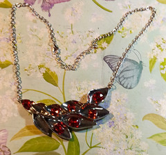 Silver Tone Red Crystal Teardrop Leaf Charm Pendant Cable Chain Necklace