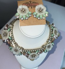 Plunder Floral Statement Necklace & Matching Earrings Mint Rhinestone Set