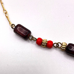 Red glass bead necklace decorative gold tone metal 40cm chain vintage Boho