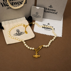 Vivienne Westwood Necklace Bas Relief Pearl With Gold Safety Pin Orb Pendant Box