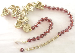 NWOT DESIGNER STYLE CRYSTAL RHINESTONE FRUIT COMPOTE STRAWBERRY DANGLE NECKLACE