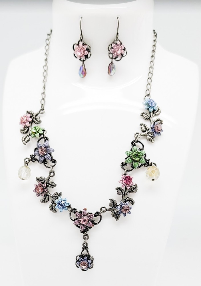 DESIGNER INSPIRED MULTI PINK or PURPLE FLORAL CRYSTAL SILVER METAL JEWELRY SET