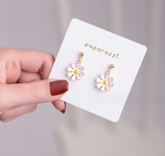 Gold Flower Daisy Chrysanthemum White Yellow Party Drop Dangle Earrings