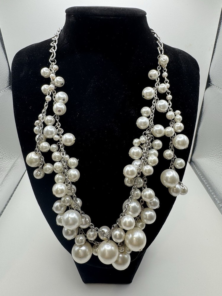Silver Tone Oval Link Chain Layered White Imitation Pearl Statement Necklace