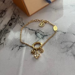 Louis Vuitton Bracelet Authentic Petit Louis M00583 Gold Chain From Japan