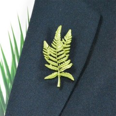 New Pearl Creativity Tree Branch Flower Brooch Retro Green Plant Flower Pin