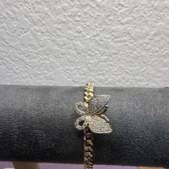 Gold-Tone Cuban Link Chain Bracelet Butterfly Pavé Clear Crystal Charm Box Clasp