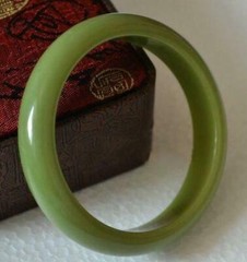 Natural Fluorite Luminous Stone Handmade Lucky Bracelet Glow in Dark 58-62mm