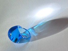 LALIQUE Blue tone Crystal Cabochon Dome Cocktail Ring – 5.5–6 US size
