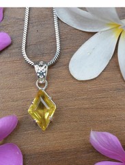 Pendant Fancy Shape Yellow Sapphire 27.30 Ct Loose Gemstone 925 Silver Natural
