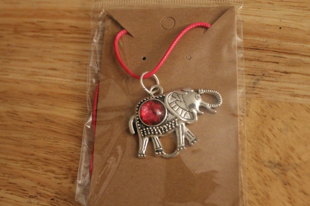 Elephant With Decorative Stone Accent Necklace – Pink
