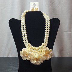 AMI Adjustable Simulated Pearl Floral Necklace & Earrings Set Ivory/Gold