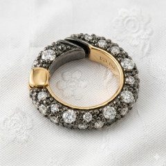 Circle Charm Lock Pendant With CZ Brass Metal Fashion Jewelry for gift