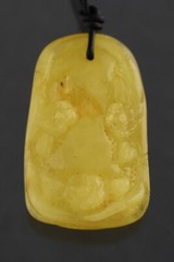 Genuine Baltic Amber Carved Flowers Pendant on Leather String 14.4g 211209-1