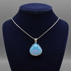 Bi-Color Pendant 94.40 Ct Welo Opal Pear Cut Natural Untreated Loose Gemstone