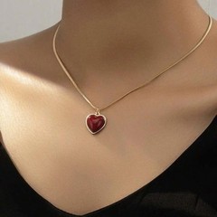 Minimalist Heart Shaped Pendant Necklace Everyday Wear or Gift Giving