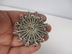 4 STUNNING SPARKLY CRYSTAL BROOCHES ~ TIARA MISU & OTHERS