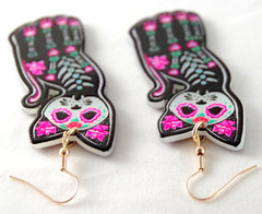 2-SIDED GLOW SUGAR SKULL SKELETON BLACK CAT DAY OF THE DEAD HALLOWEEN EARRINGS