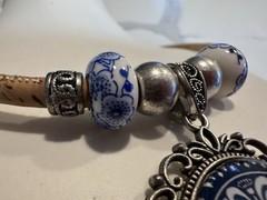 Vintage-Inspired Boho Blue White Ceramic Style Medallion Metal Necklace Cork Cor
