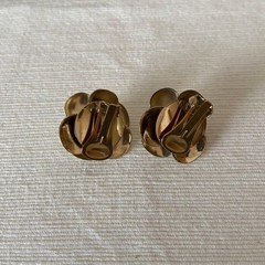CHANEL Camellia Coco Mark Earrings White Gold Vintage Auth Beautiful 02P