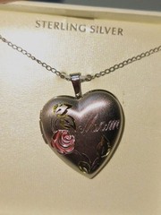 “Mom” Sterling Silver Necklace Locket