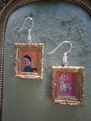 Gold Portrait Art Frame Dangle Earrings 1.5 inches