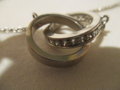 ALDO Silvertone 16″ w/2.5″ Extender Chain Double Rings-1 Plain 1 w/Rhinestones